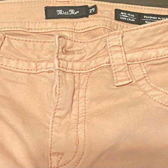 Salmon Colored Miss me Jeans - Picture 2 of 3